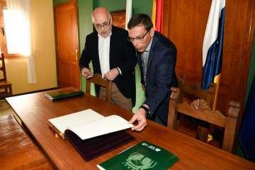 Visita institucional del Cabildo a Valsequillo (Foto TA)